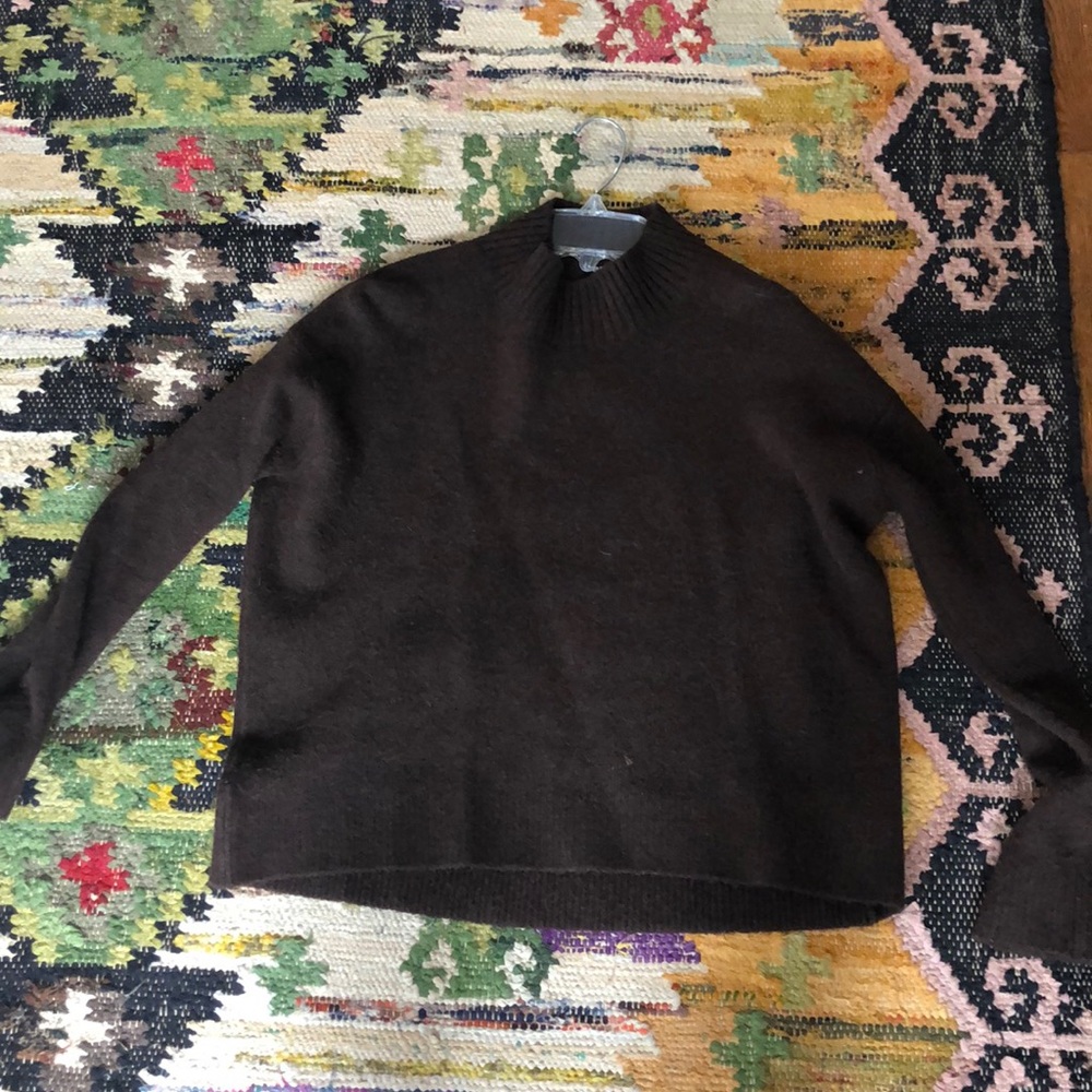 Uniqlo sweater